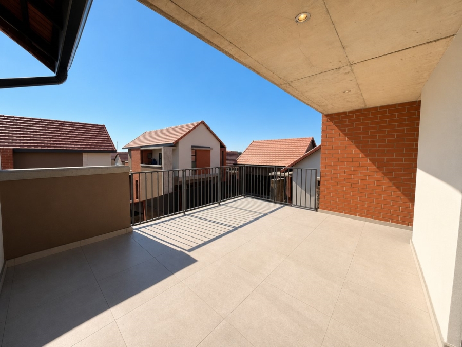 To Let 3 Bedroom Property for Rent in Wild Olive Estate Free State